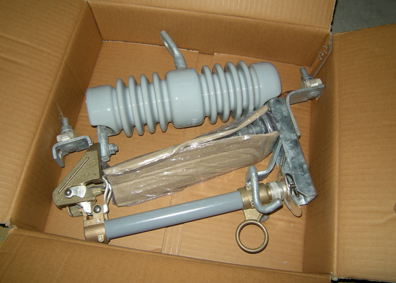 15KV Drop-out Fuse Cut-out สําหรับการกระจายพลังงานที่ยาวนาน ด้วยระยะทาง 600mm